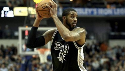  穆雷关键球马刺终结活塞连败  