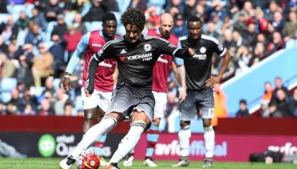  曼城新援即插即用，首秀传射击溃铁锤帮  