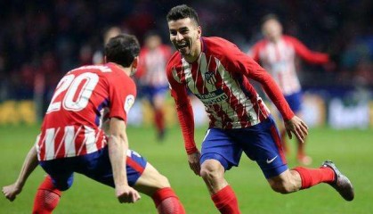  克雷莫内塞保级路上突围，团队协作创造奇迹时刻