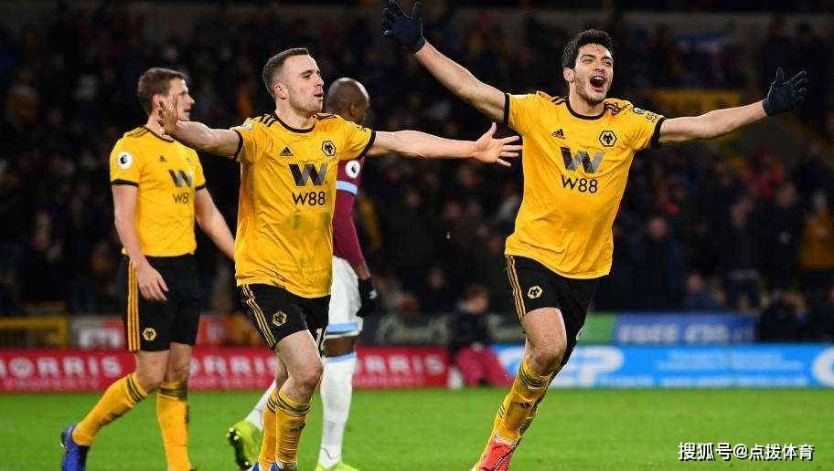  袋鼠狼队主场憾负升班马暴露防守漏洞